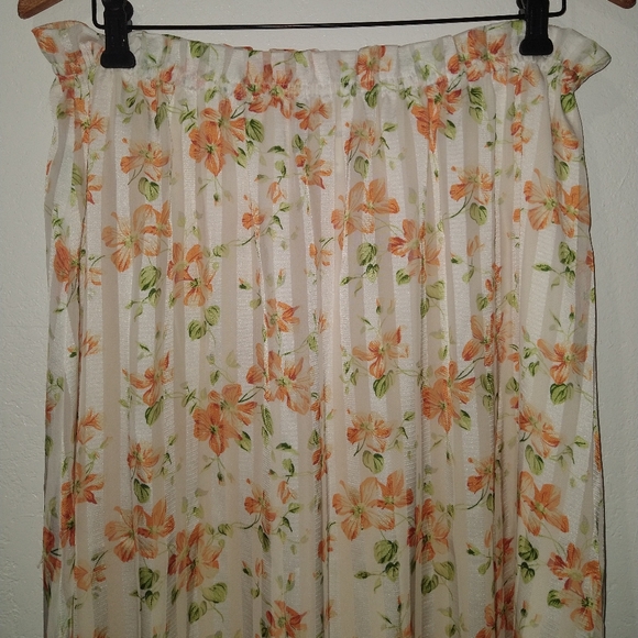 PRIVACY PLEASE Whitney Vintage Floral Midi Skirt - Picture 5 of 9